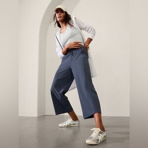 Athleta Avenue wide leg crop